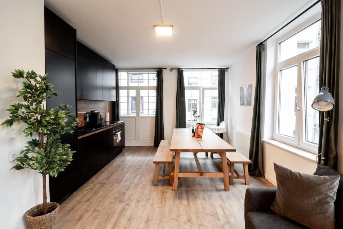 Apartament Hamburg Gem For 12 Zewnętrze zdjęcie